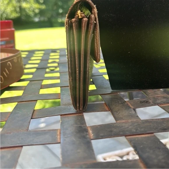 Louis Vuitton Checkered Wallet with Button Closure - Picture 5 of 12